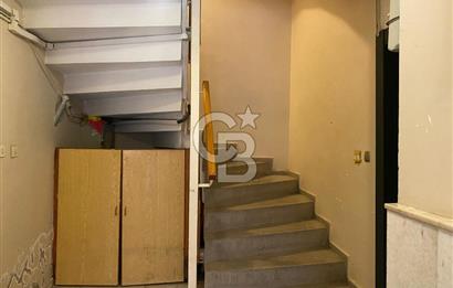 BOSTANLI AKBANK SOKAĞINDASAHİLE TRAMVAYA YAKIN SATILIK 3+1 DAİRE