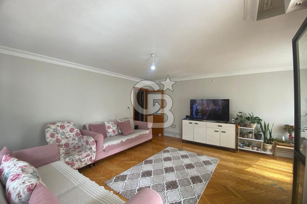 BOSTANLI AKBANK SOKAĞINDASAHİLE TRAMVAYA YAKIN SATILIK 3+1 DAİRE