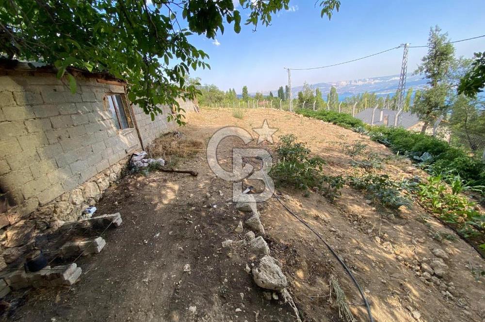 ERMENEK MERKEZDE KİRALIK HAZIR AHIR VE ARAZİ 