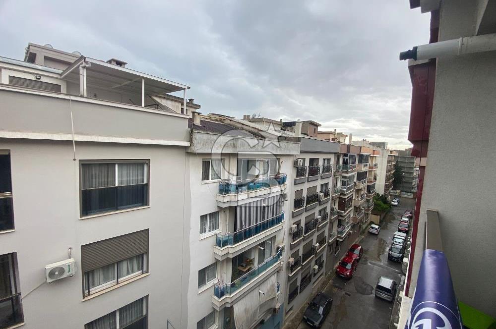 KARŞIYAKA FİKRİ ALTAY MAHALLESİ'NDE SATILIK 4+1 DUBLEX DAİRE