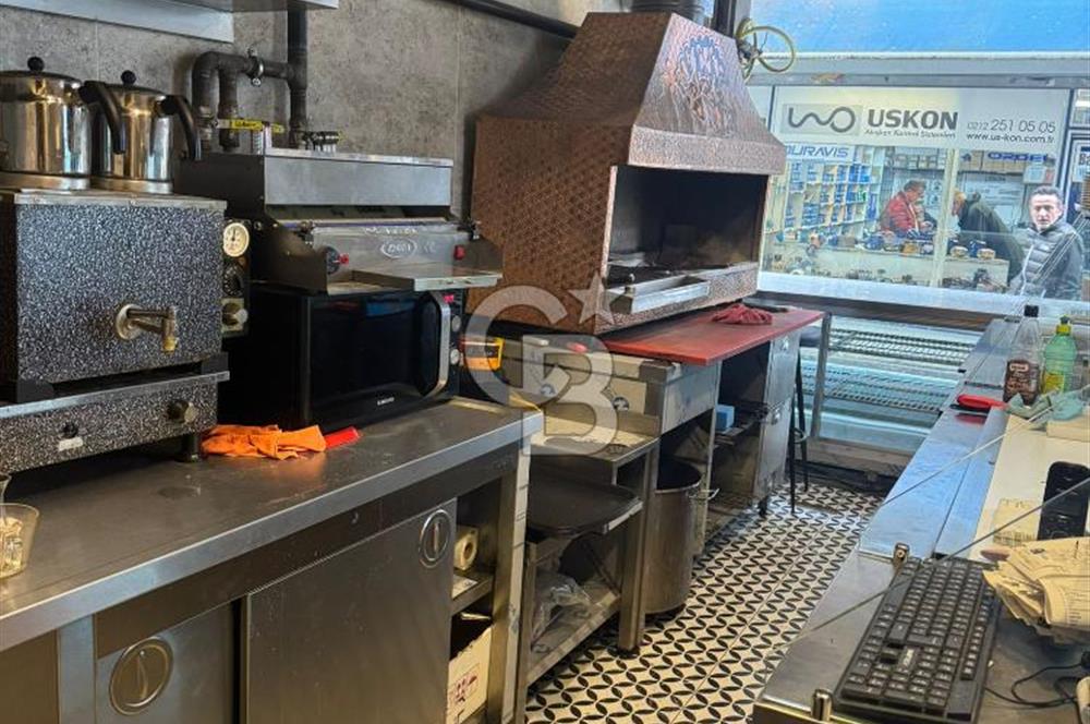 Karaköy Kemankeş'te Kiralık Asansörlü Komple Ticari Bina