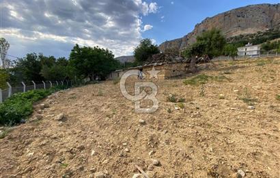 ERMENEK MERKEZDE KİRALIK HAZIR AHIR VE ARAZİ 