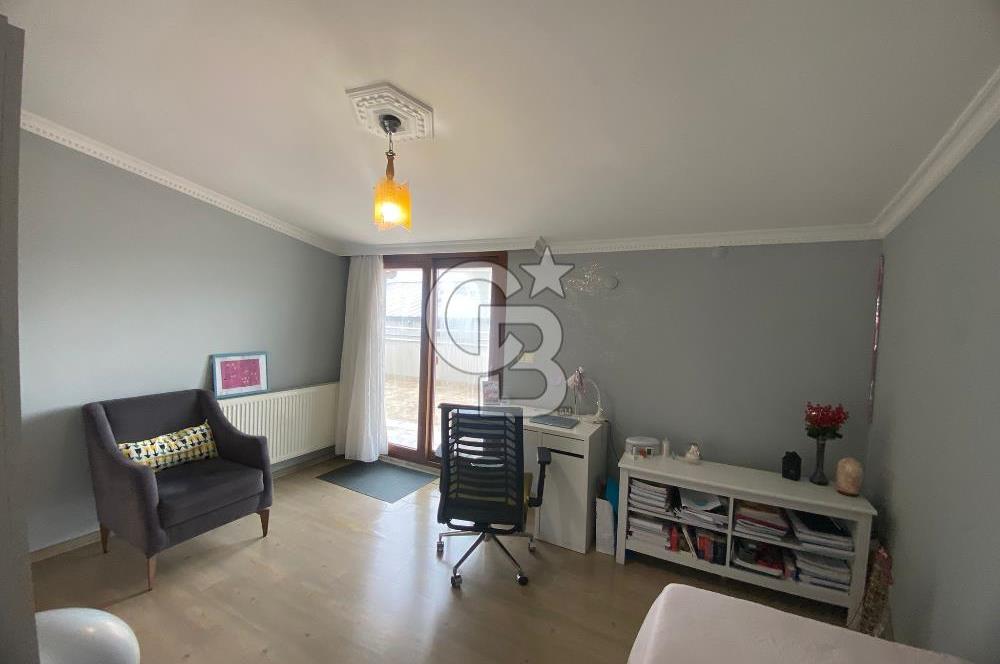 KARŞIYAKA FİKRİ ALTAY MAHALLESİ'NDE SATILIK 4+1 DUBLEX DAİRE