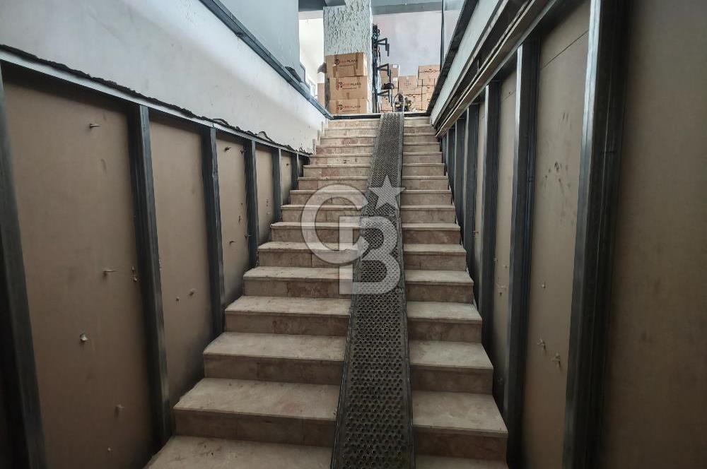 Siteler Pazaryeri'ne Yakın Boş Satılık 4 Katlı Komple Bina