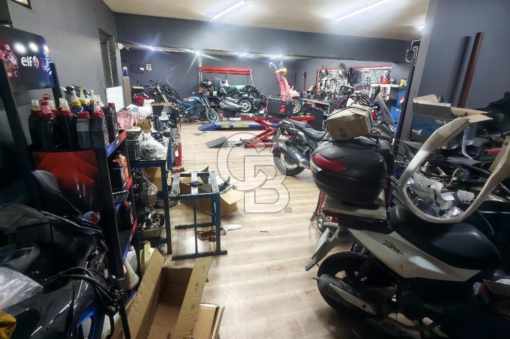 Siteler Pazaryeri'ne Yakın Boş Satılık 4 Katlı Komple Bina