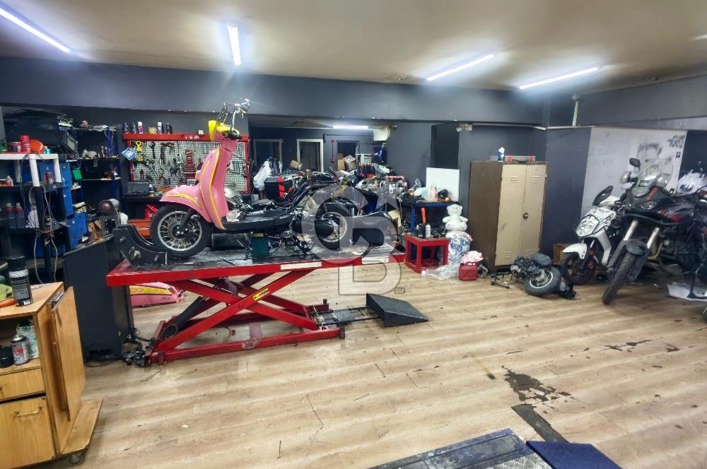 Siteler Pazaryeri'ne Yakın Boş Satılık 4 Katlı Komple Bina