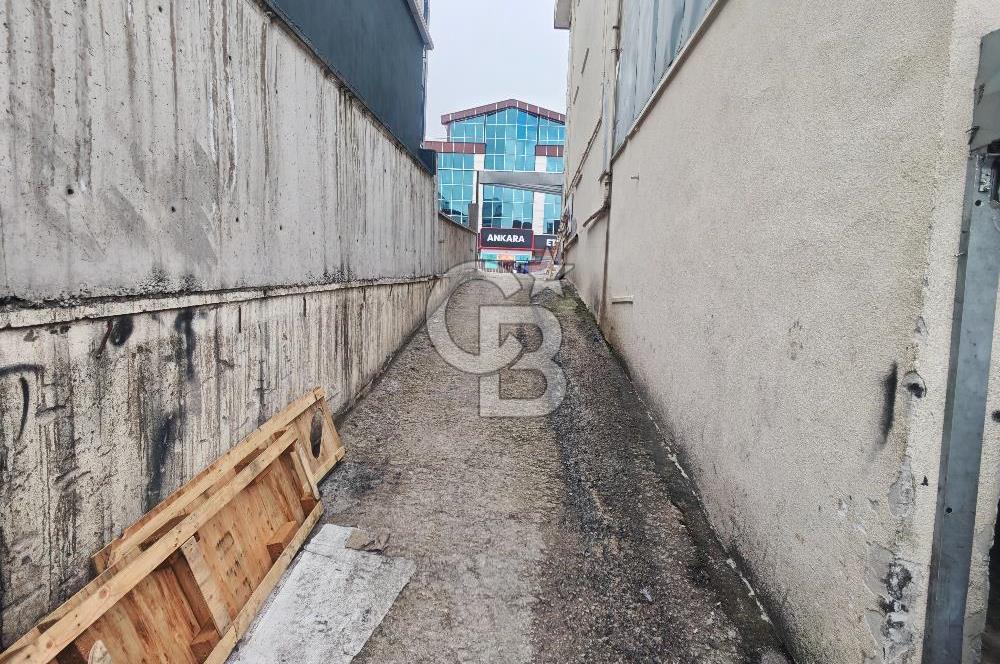 Siteler Pazaryeri'ne Yakın Boş Satılık 4 Katlı Komple Bina