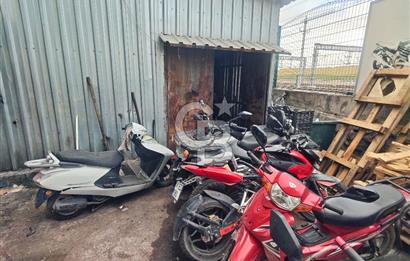 Siteler Pazaryeri'ne Yakın Boş Satılık 4 Katlı Komple Bina