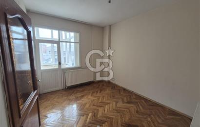 BOSTANCI METROSUNA YÜRÜME MESAFESİNDE KİRALIK 2+1 DAİRE