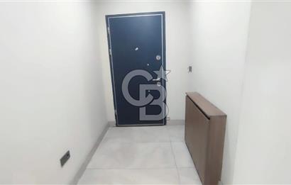 VEGA CADDE AVM KİRALIK 1+1 KÖŞE BÜRO & OFİS