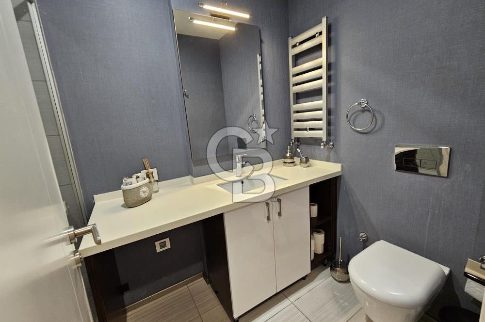 İST MARİNADA MUHTEŞEM MANZARALI KAÇIRILMAYACAK BOŞ DAİRE/OFİS