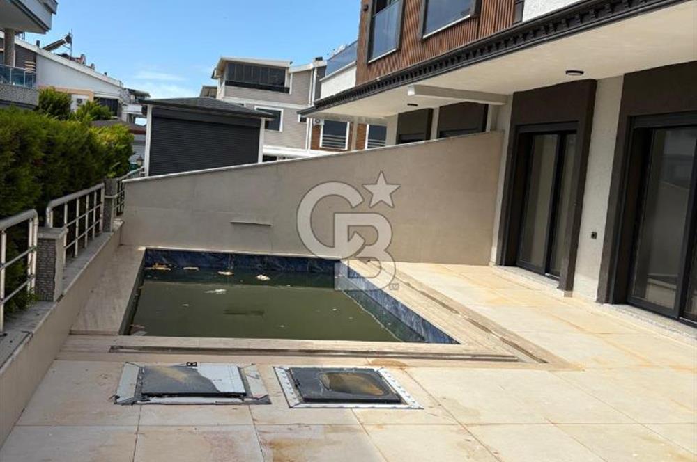 Didim Efeler Mahallesi’nde Satılık 4+1 Müstakil Villa