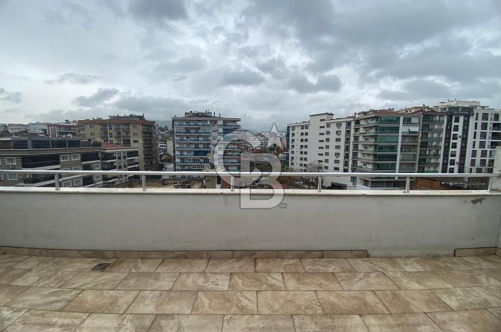 KARŞIYAKA FİKRİ ALTAY MAHALLESİ'NDE SATILIK 4+1 DUBLEX DAİRE