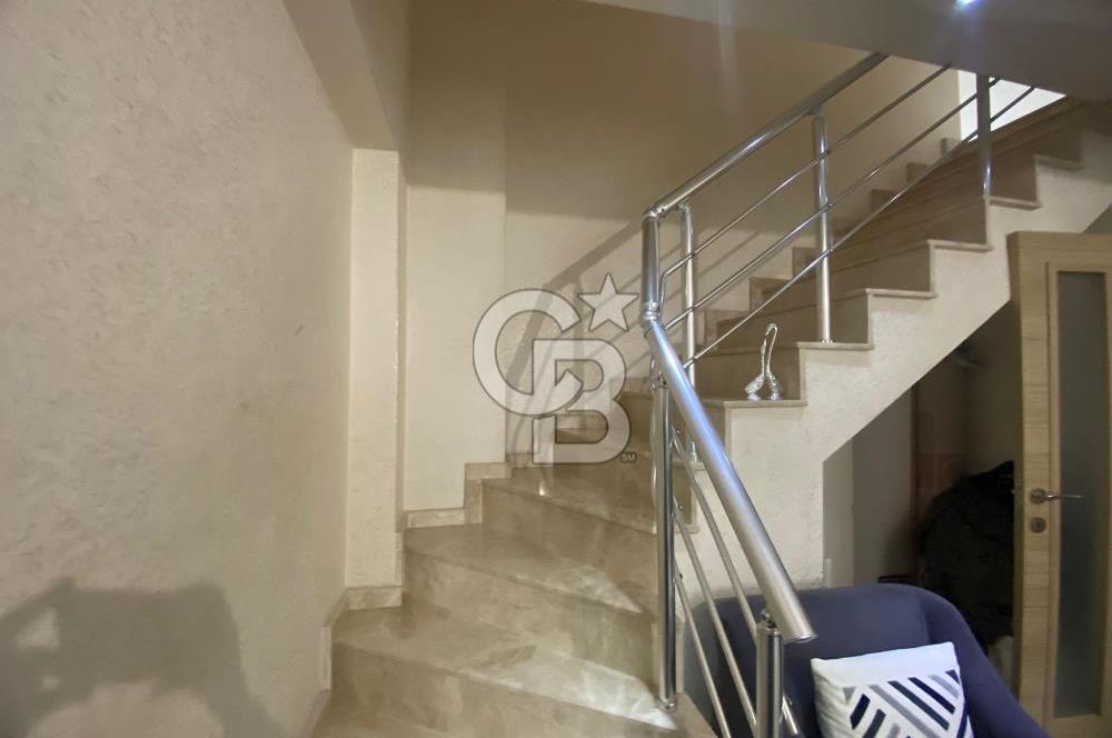 KARŞIYAKA FİKRİ ALTAY MAHALLESİ'NDE SATILIK 4+1 DUBLEX DAİRE