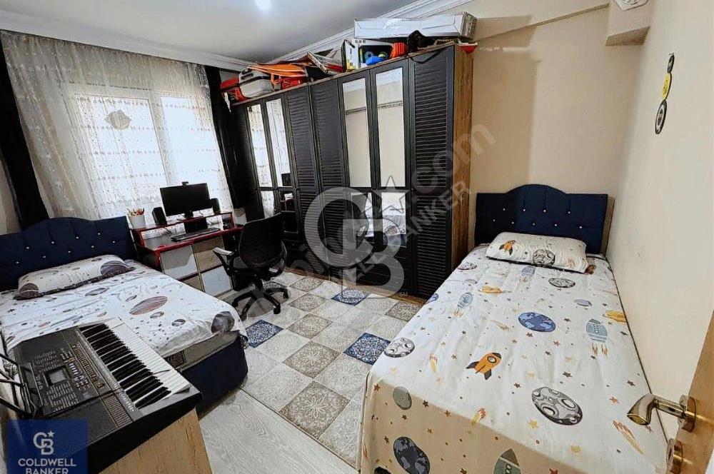 BUCA İNÖNÜ MAHALLESİNDE MERKEZİ KONUMDA BAHÇELİ 3+1 DAİRE