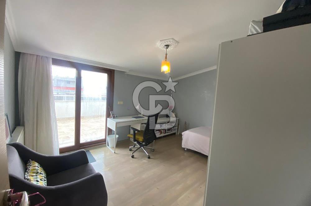 KARŞIYAKA FİKRİ ALTAY MAHALLESİ'NDE SATILIK 4+1 DUBLEX DAİRE