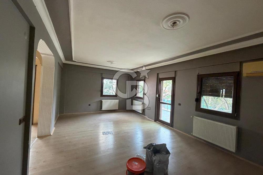 Urla'da Ted Koleji ve Cengiz Aytmatov Yakını Denize Yürüyüş Mesafesinde Saunalı Villa 