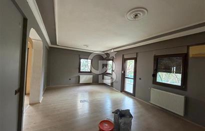 Urla'da Ted Koleji ve Cengiz Aytmatov Yakını Denize Yürüyüş Mesafesinde Saunalı Villa 