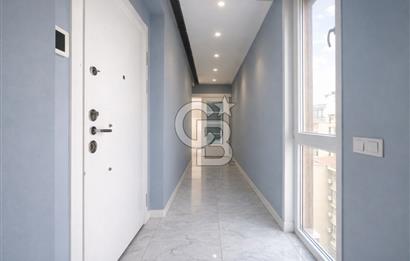 FENERBAHÇE,CEMİL TOPUZLU CADDESİ ÜZERİNDE 135 M2 3+1