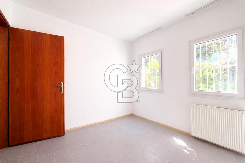 BODRUM,ESKİÇEŞMEDE MARİNA'YA YAKIN BAHÇELİ DUBLEKS VİLLA 150 M2