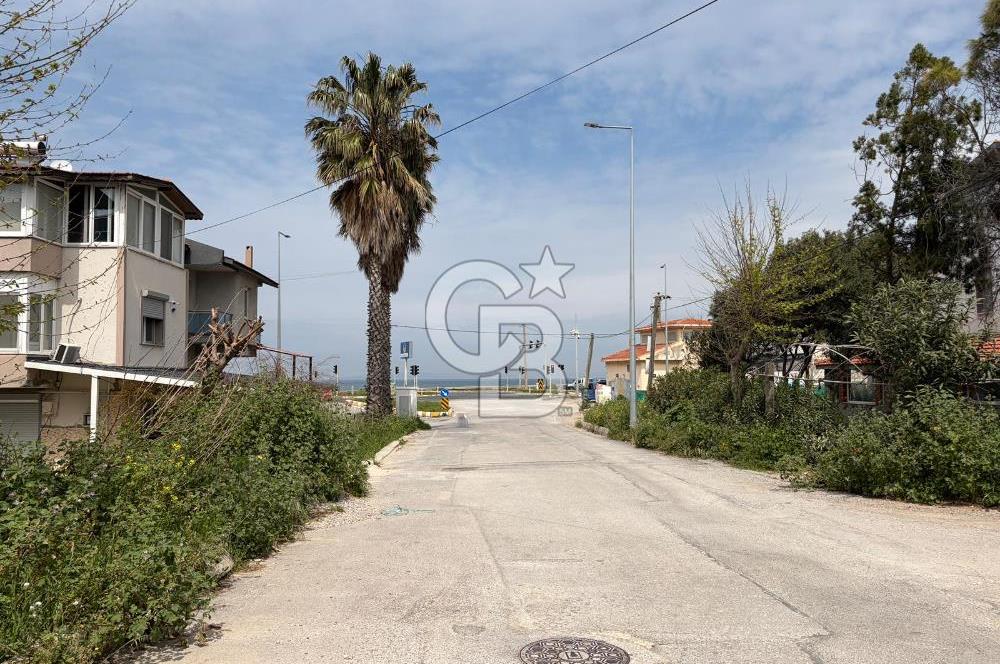 Urla'da Ted Koleji ve Cengiz Aytmatov Yakını Denize Yürüyüş Mesafesinde Saunalı Villa 