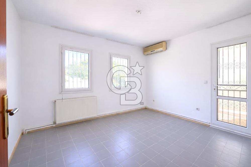 BODRUM,ESKİÇEŞMEDE MARİNA'YA YAKIN BAHÇELİ DUBLEKS VİLLA 150 M2