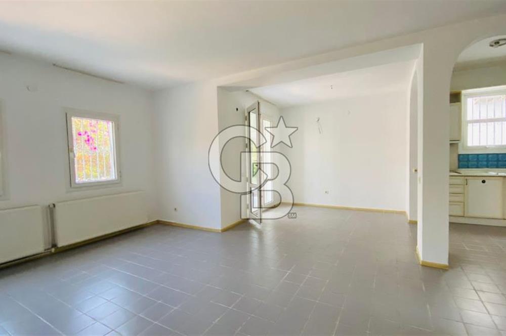 BODRUM,ESKİÇEŞMEDE MARİNA'YA YAKIN BAHÇELİ DUBLEKS VİLLA 150 M2