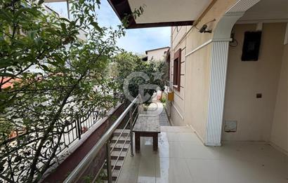 Urla'da Ted Koleji ve Cengiz Aytmatov Yakını Denize Yürüyüş Mesafesinde Saunalı Villa 