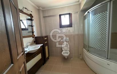 Urla'da Ted Koleji ve Cengiz Aytmatov Yakını Denize Yürüyüş Mesafesinde Saunalı Villa 