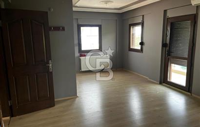 Urla'da Ted Koleji ve Cengiz Aytmatov Yakını Denize Yürüyüş Mesafesinde Saunalı Villa 