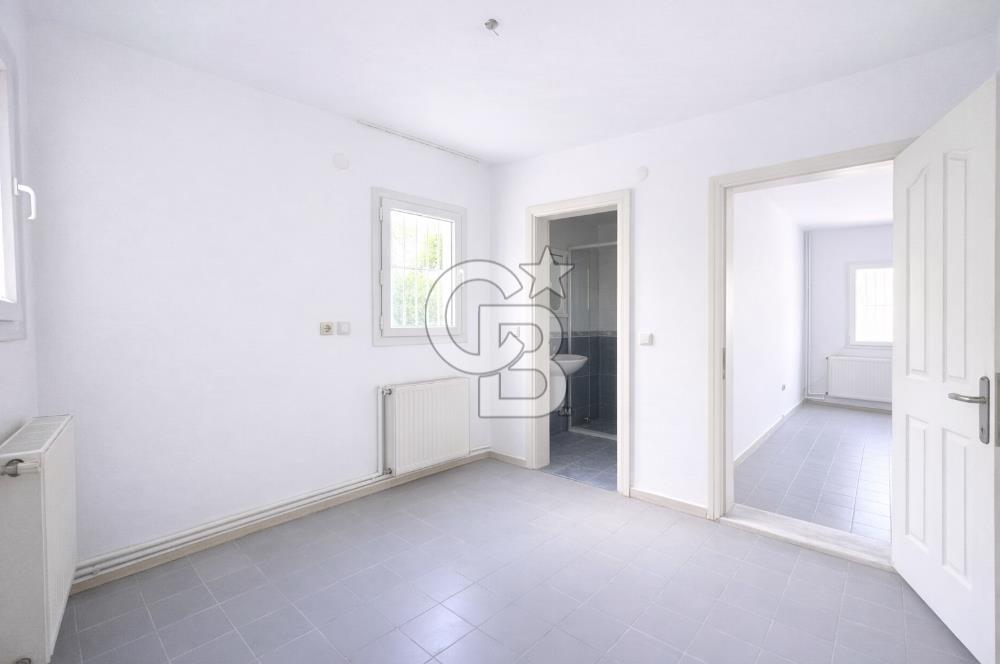 BODRUM,ESKİÇEŞMEDE MARİNA'YA YAKIN BAHÇELİ DUBLEKS VİLLA 150 M2