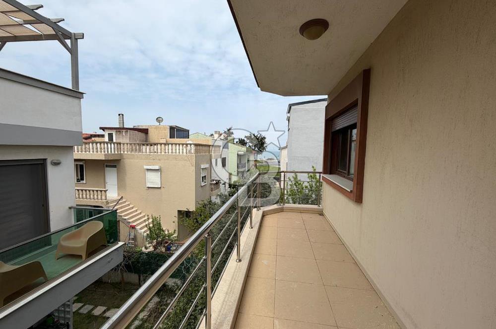 Urla'da Ted Koleji ve Cengiz Aytmatov Yakını Denize Yürüyüş Mesafesinde Saunalı Villa 