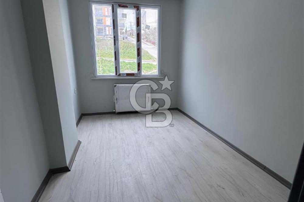 ARNAVUTKÖY VADİPARKTA SATILIK 3+1 ARA KAT DAİRE