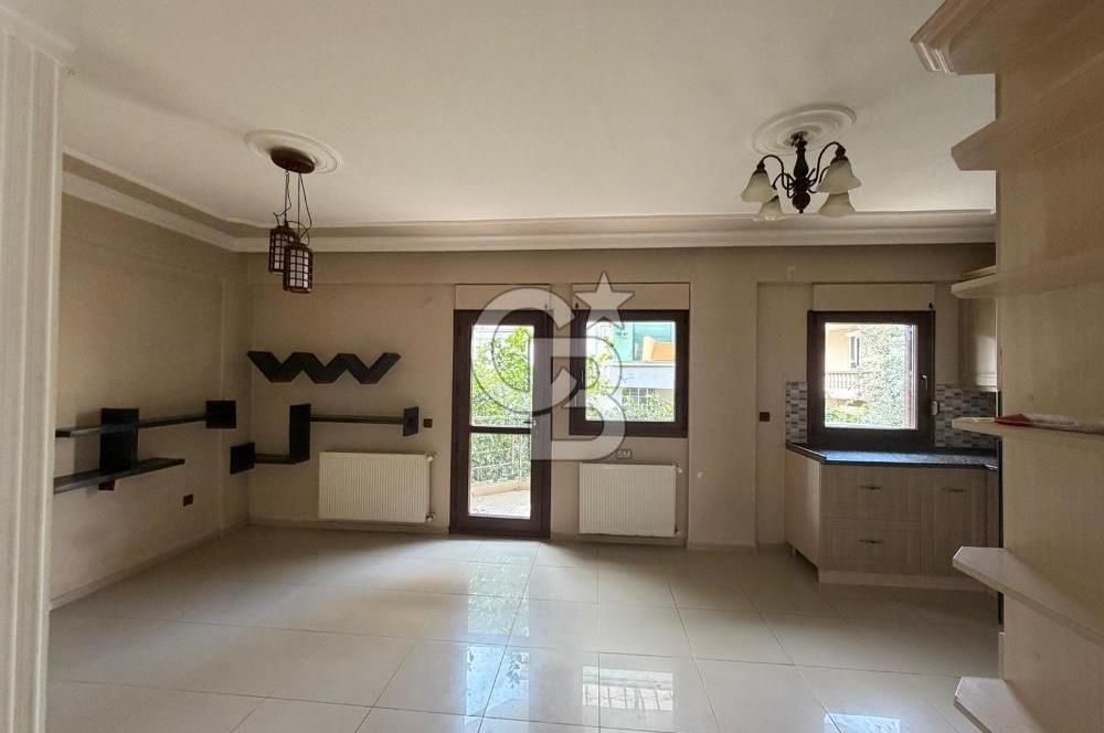 Urla'da Ted Koleji ve Cengiz Aytmatov Yakını Denize Yürüyüş Mesafesinde Saunalı Villa 