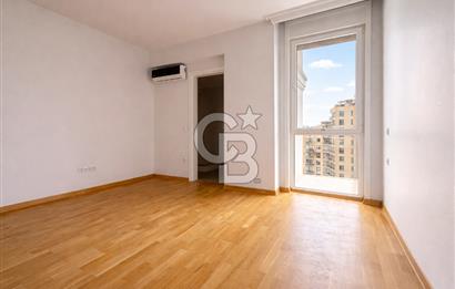 FENERBAHÇE,CEMİL TOPUZLU CADDESİ ÜZERİNDE 135 M2 3+1