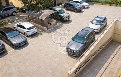 FENERBAHÇE,CEMİL TOPUZLU CADDESİ ÜZERİNDE 135 M2 3+1