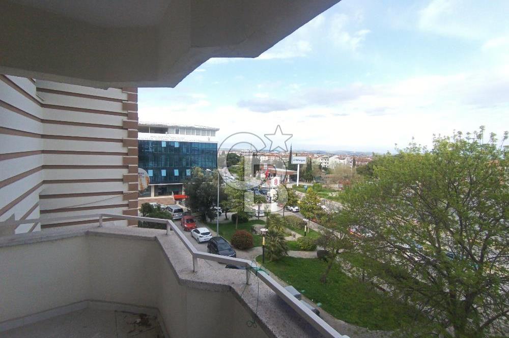 CB Leader'dan Kasaplar Mah. İzmir Cad. Üstü Kiralık 3+1 Daire