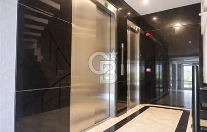 FENERBAHÇE,CEMİL TOPUZLU CADDESİ ÜZERİNDE 135 M2 3+1