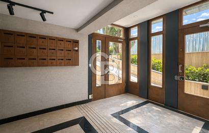 FENERBAHÇE,CEMİL TOPUZLU CADDESİ ÜZERİNDE 135 M2 3+1