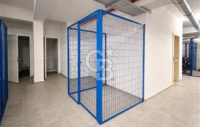 FENERBAHÇE,CEMİL TOPUZLU CADDESİ ÜZERİNDE 135 M2 3+1