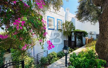 BODRUM,ESKİÇEŞMEDE MARİNA'YA YAKIN BAHÇELİ DUBLEKS VİLLA 150 M2