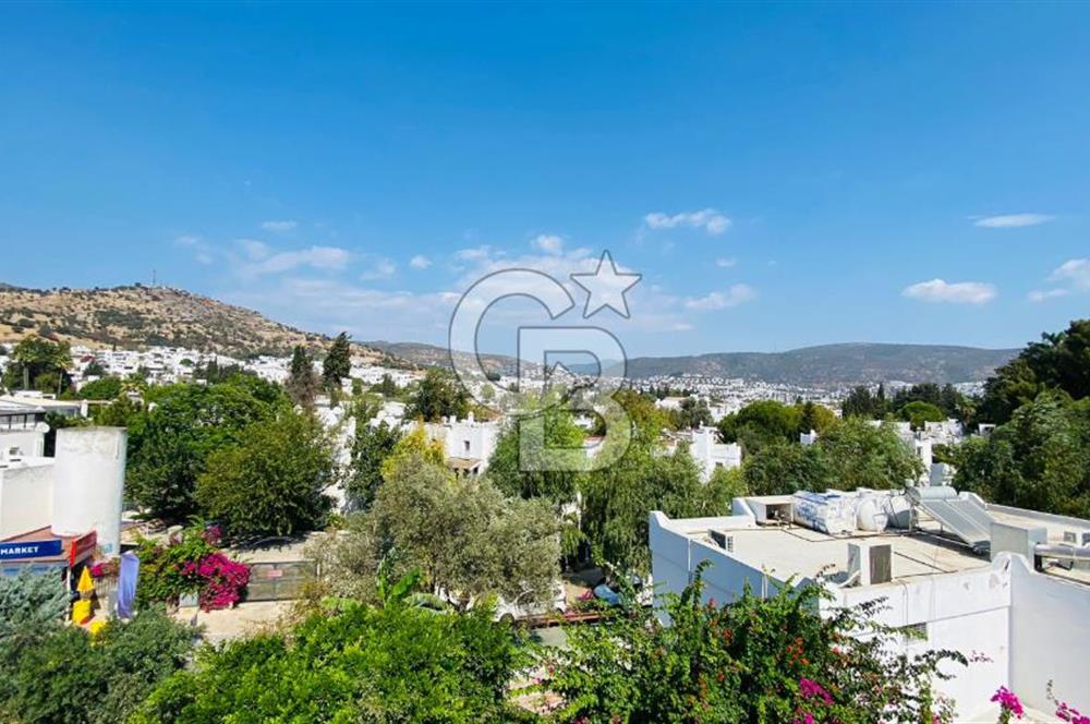 BODRUM,ESKİÇEŞMEDE MARİNA'YA YAKIN BAHÇELİ DUBLEKS VİLLA 150 M2