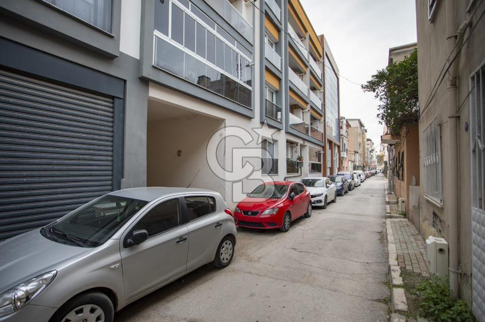 ÇİĞLİ'DE MERKEZİ KONUMDA CB İYA'DAN 2+1 AÇIK MUTFAK LÜKS DAİRE