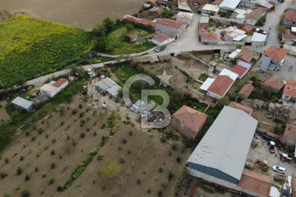 BERGAMA AĞAĞIKIRIKLAR'DA KÖY İÇİ (1246 m²) SATILIK ARSA