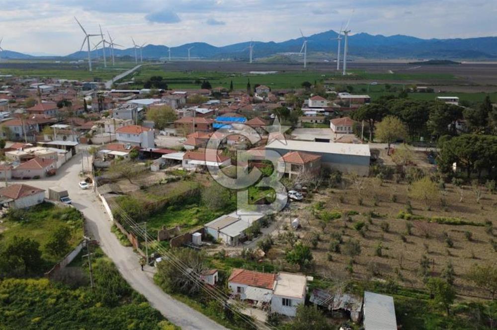 BERGAMA AĞAĞIKIRIKLAR'DA KÖY İÇİ (1246 m²) SATILIK ARSA