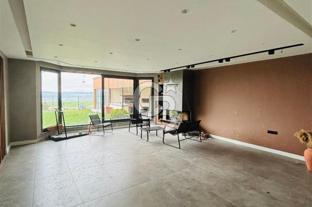 MEBUSKENT SİTESİNDE KAPALI HAVUZLU LÜKS SATILIK VİLLA