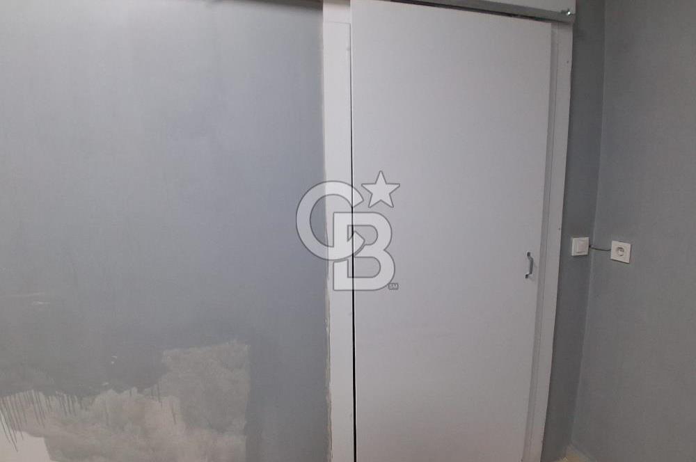 Pendik merkez çarşı Bahçelievler kiralık 55 m2 net dükkan işyeri