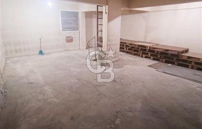 Şehremini de depolu kiralık dükkan 