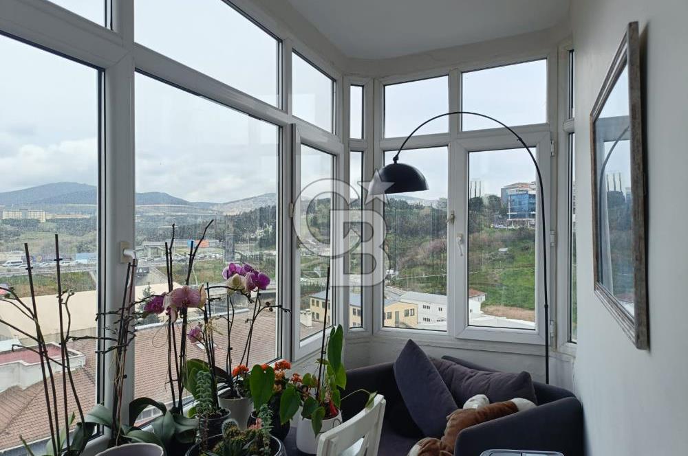 Bostancı Kaya Sitesi'nde 12. Kat Önü Açık ve Ferah 3+1 Kiralık Daire 