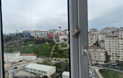 Bostancı Kaya Sitesi'nde 12. Kat Önü Açık ve Ferah 3+1 Kiralık Daire 